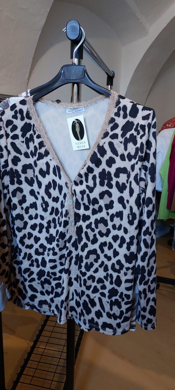 Triko leopard