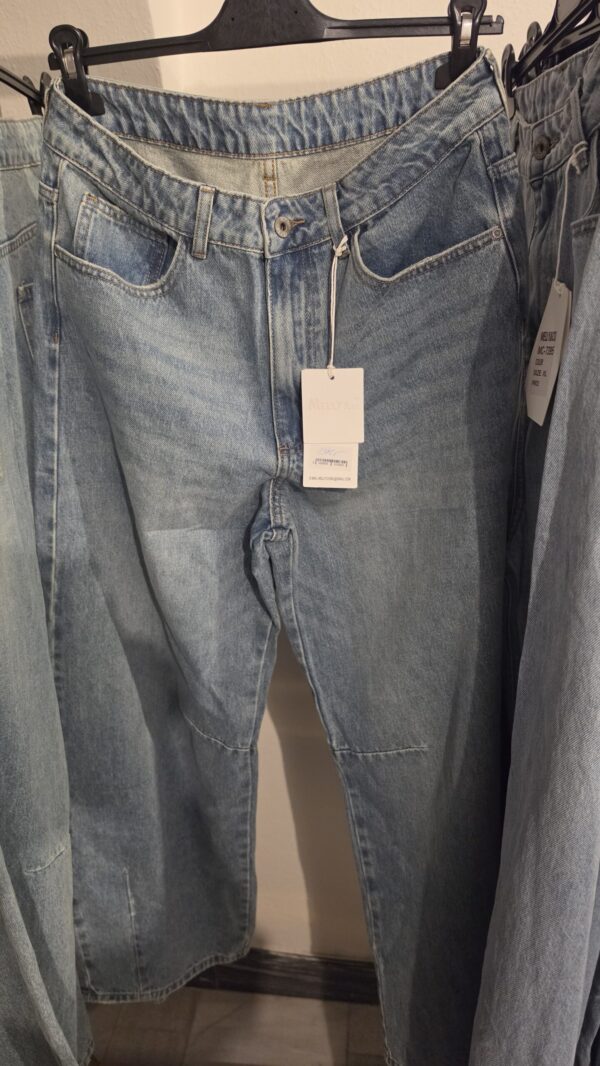 Jeans M