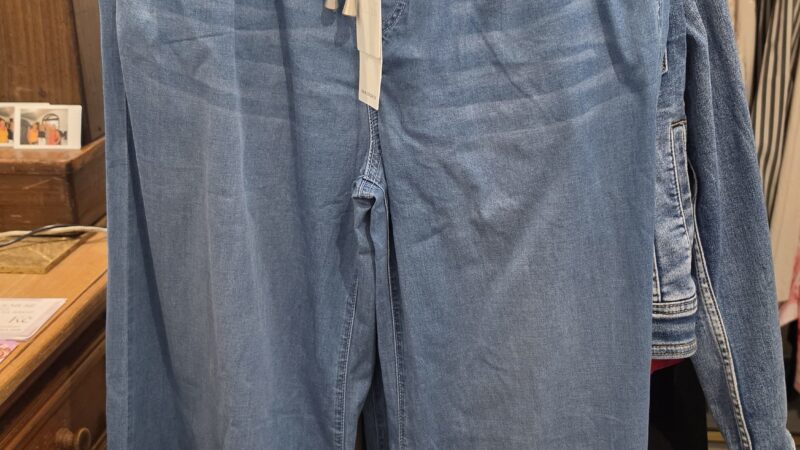 Jeans Melly & CO